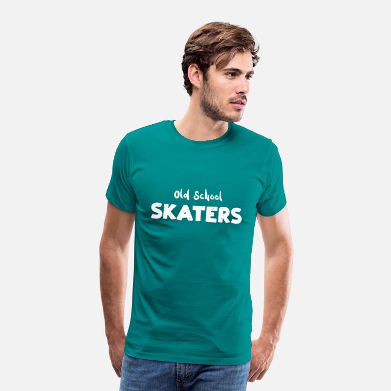 Old School Skaters - Skating