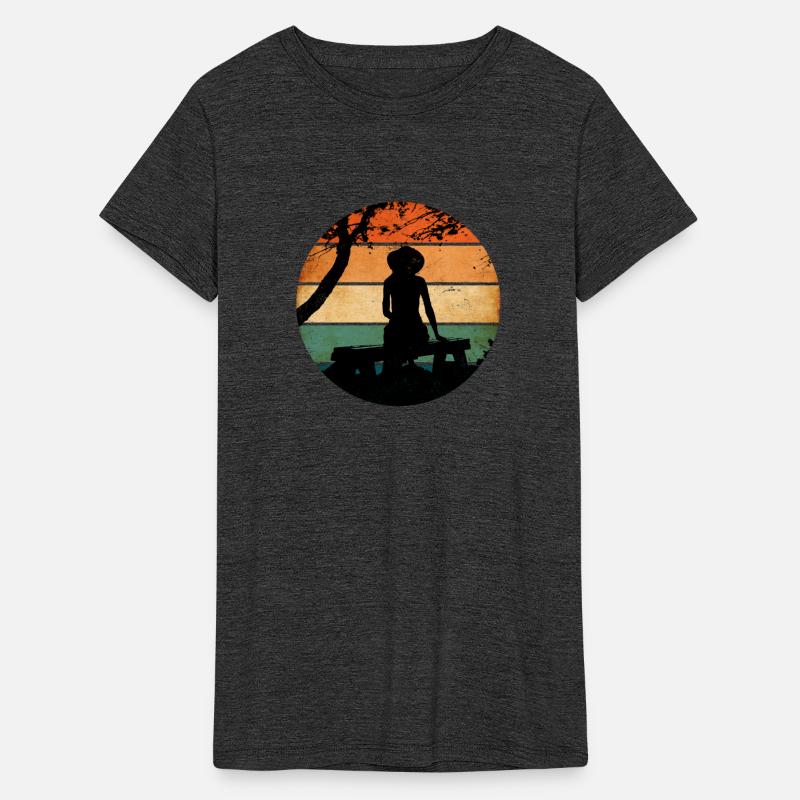 woman hat under tree